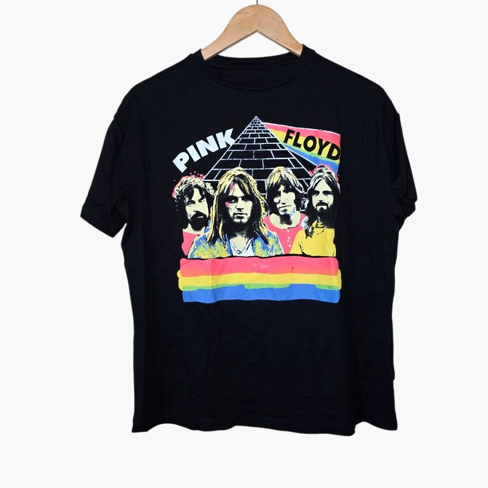 Pink Floyd Dark Side of the Moon Rainbow Graphic T Shirt Black Small Unisex